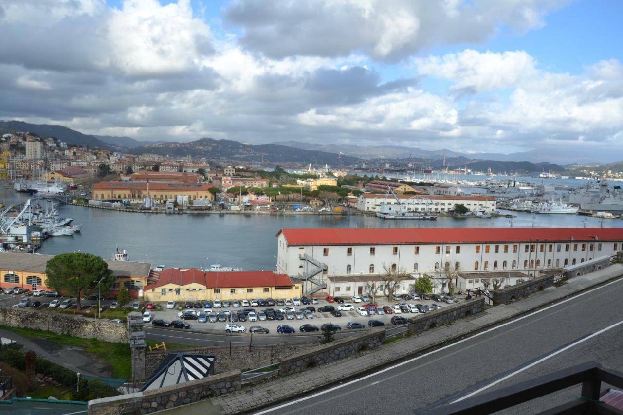 Mare Nostrum La Spezia Exterior foto